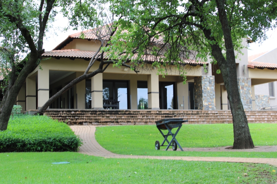 6 Bedroom Property for Sale in Cashan North West